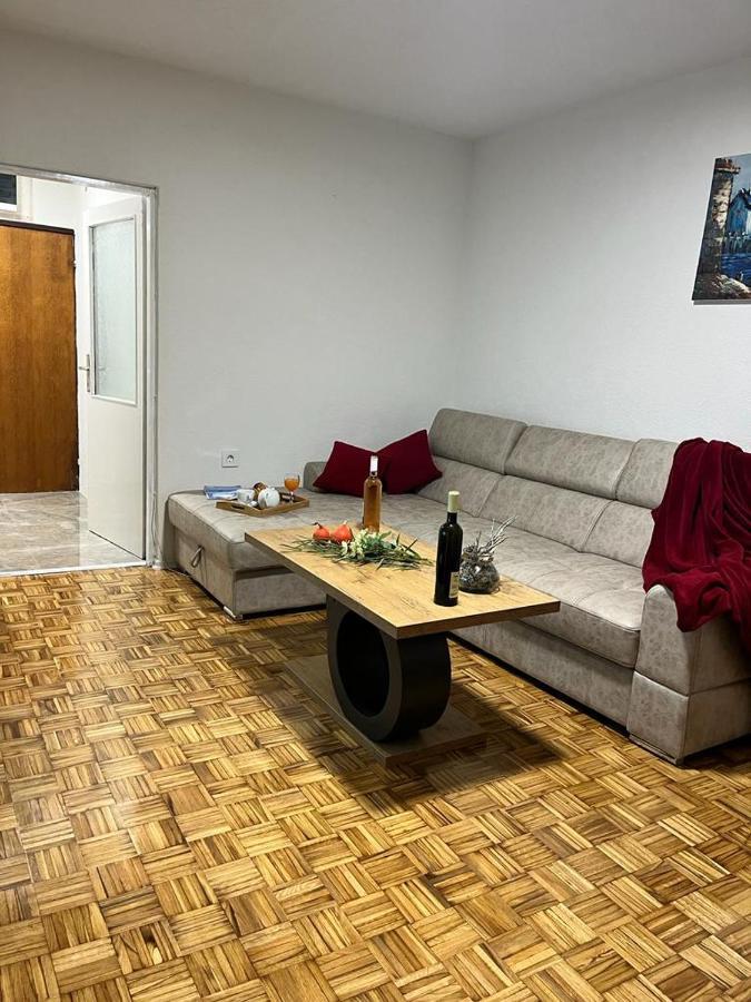 Апартаменты Stan Na Dan Kozarska Dubica Bosanska Dubica Экстерьер фото