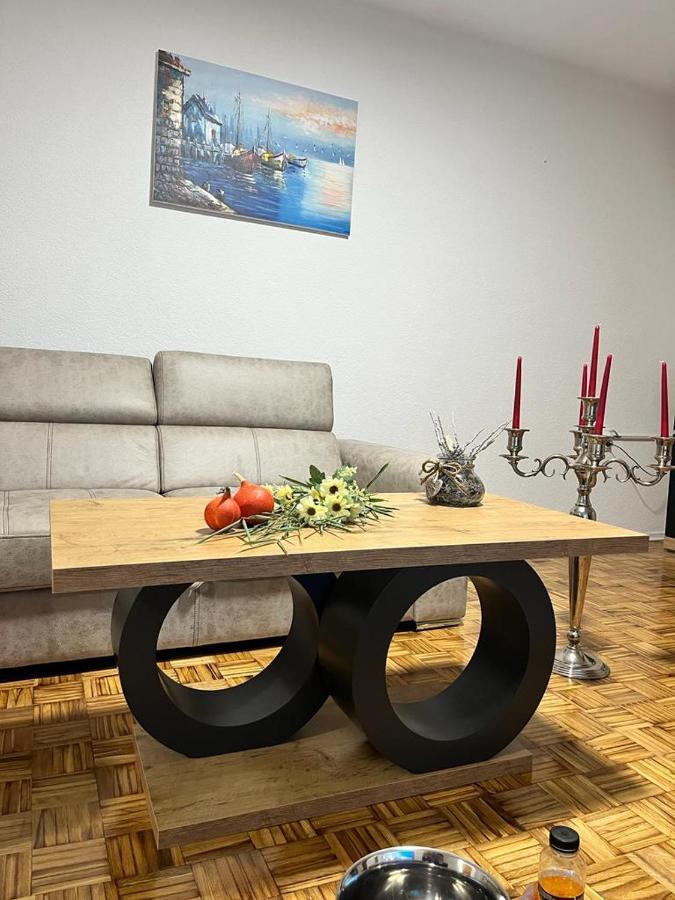 Апартаменты Stan Na Dan Kozarska Dubica Bosanska Dubica Экстерьер фото